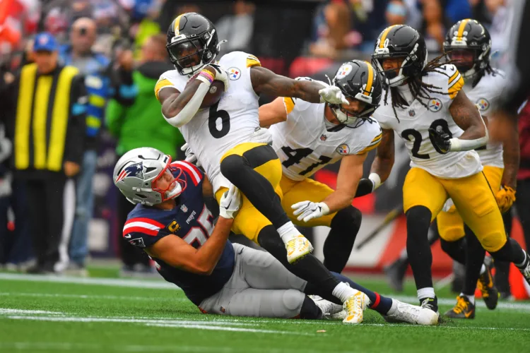 Steelers host unbeaten Bengals